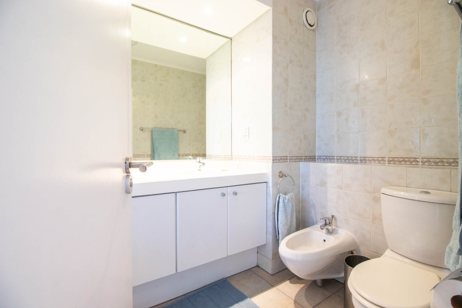 To Let 3 Bedroom Property for Rent in Mouille Point Western Cape